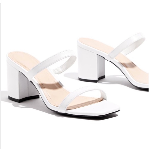 Double Strap Band Block Chunky Heels - Picture 2 of 7